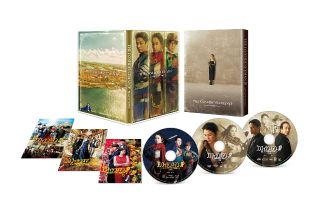 Blu-ray)コンフィデンスマンJP 英雄編 豪華版(’22フジテレビジョン/東宝/東宝芸能/FNS27社)〈3枚組〉(PCXC-60104)(2022/05/18発売)